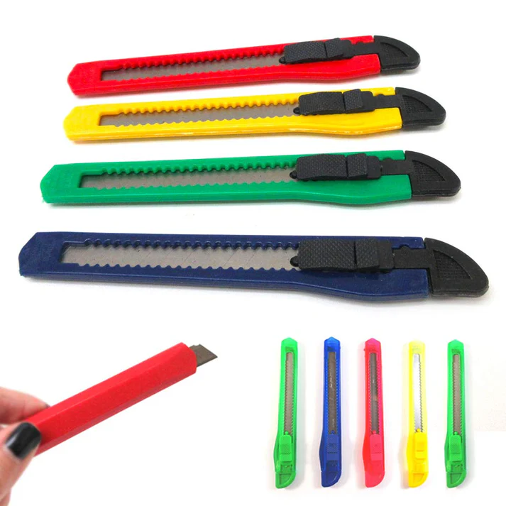 Cuchilla Plástica